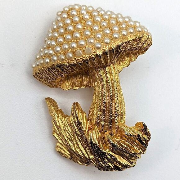 Vintage Hobe Mushroom Brooch Gold Tone Faux Pearl Mid Century Pin Signed - Picture 1 of 5